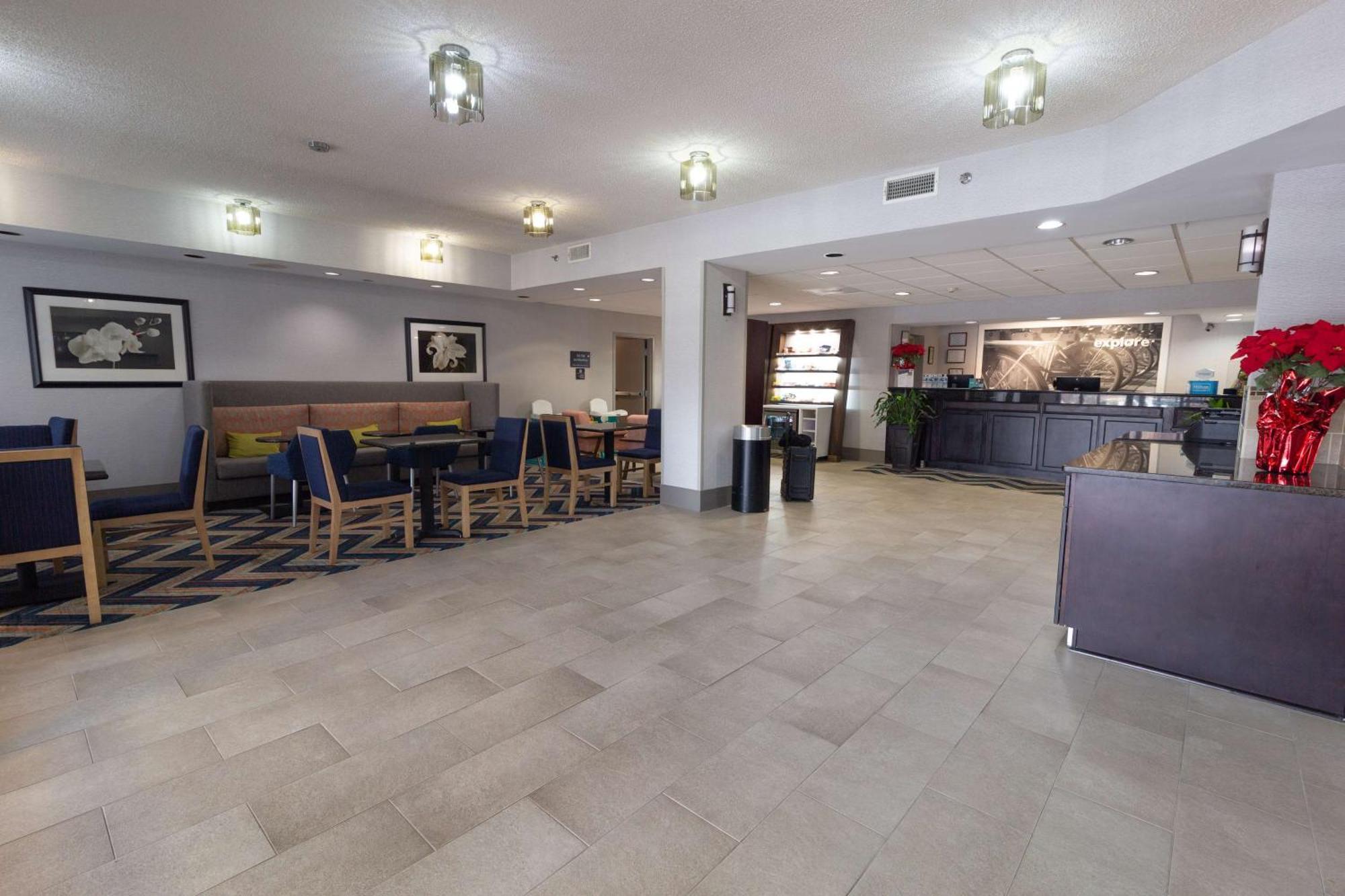 Hampton Inn Atlanta/Пічтрі-Сіті Екстер'єр фото