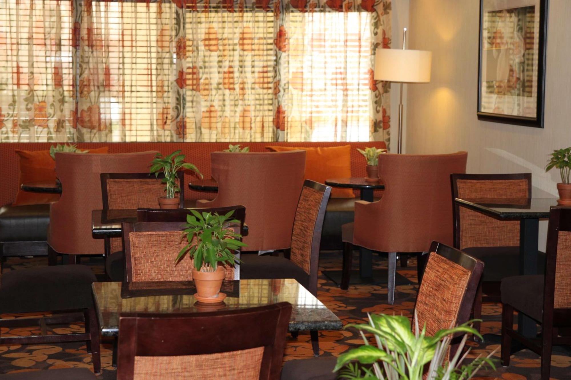 Hampton Inn Atlanta/Пічтрі-Сіті Екстер'єр фото