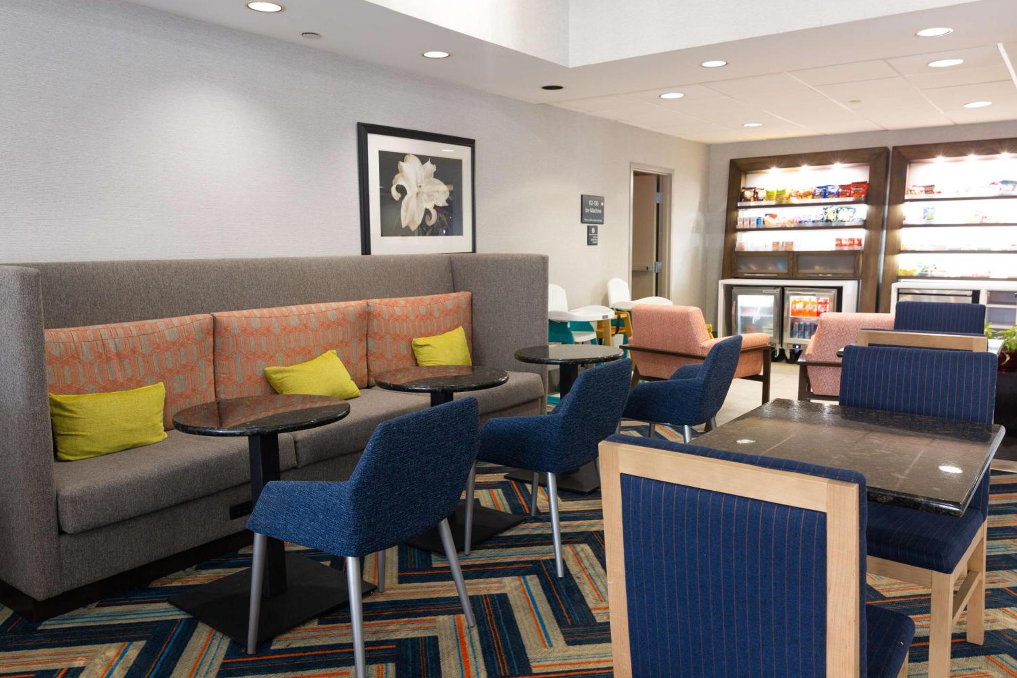 Hampton Inn Atlanta/Пічтрі-Сіті Екстер'єр фото